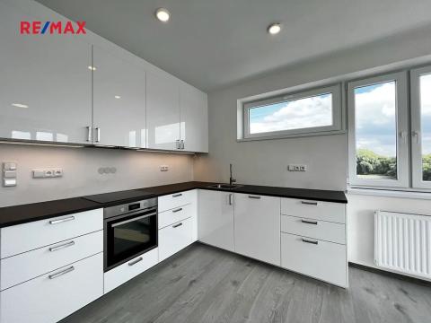 Pronájem bytu 2+kk, Cerhenice, Za Cukrovarem, 64 m2