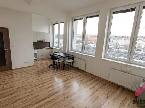 Pronájem bytu 1+kk, Praha - Nusle, Bartoškova, 37 m2