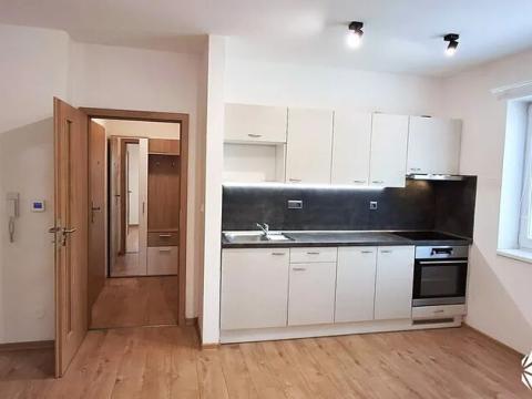 Pronájem bytu 2+kk, Boskovice, Lidická, 42 m2