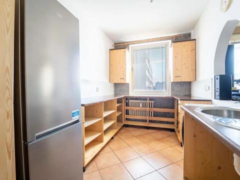 Prodej bytu 3+1, Praha - Háje, Matúškova, 70 m2