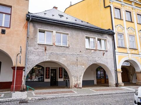 Prodej komerční nemovitosti, Hostinné, Náměstí, 508 m2
