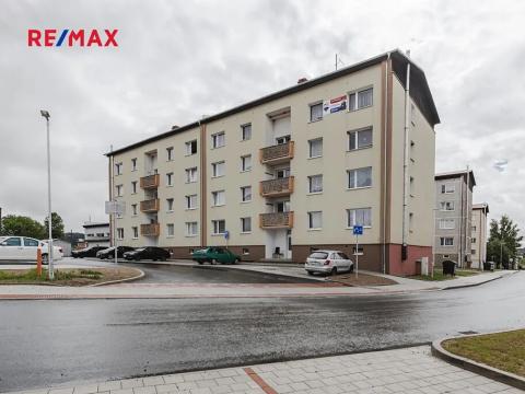 Prodej bytu 4+1, Chodová Planá, sídliště Lučina, 80 m2