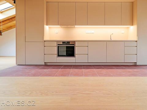 Pronájem bytu 1+kk, Praha - Nové Město, Podskalská, 97 m2