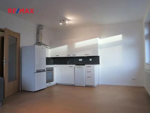 Pronájem bytu 2+kk, Praha - Zbraslav, Václava Rady, 54 m2
