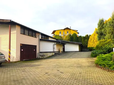 Pronájem výrobních prostor, Fryšták, 650 m2
