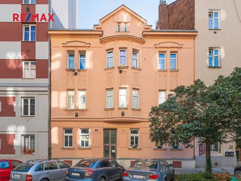 Pronájem bytu 1+1, Plzeň, Vrchlického, 45 m2