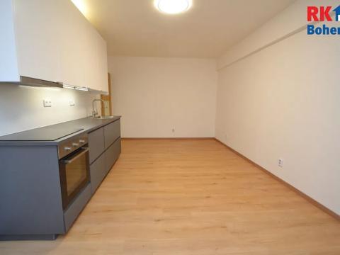 Pronájem bytu 3+kk, Benešov, Na Bezděkově, 64 m2