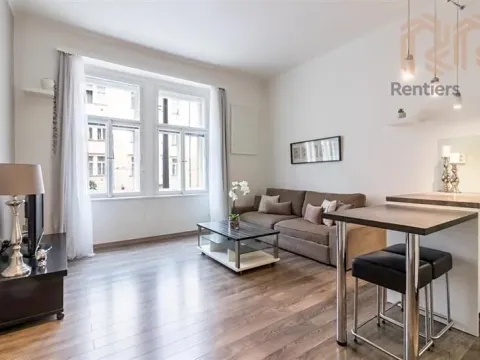 Pronájem bytu 2+kk, Praha - Nusle, Jaromírova, 44 m2