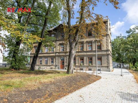 Prodej komerční nemovitosti, Kladno, Milady Horákové, 160 m2
