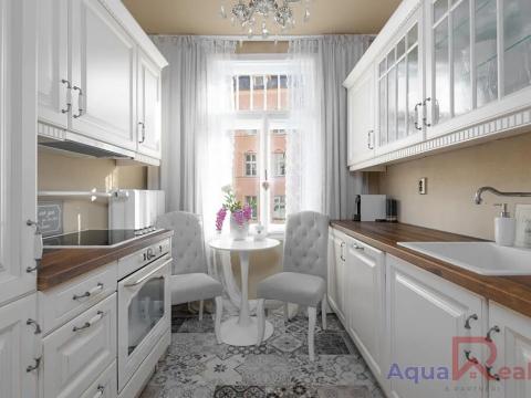 Prodej bytu 2+1, Karlovy Vary, Zámecký vrch, 48 m2