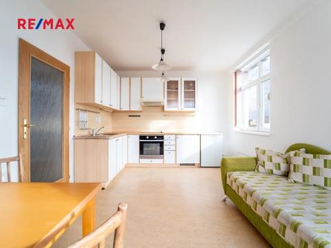 Pronájem bytu 2+kk, Praha - Strašnice, Vinohradská, 38 m2
