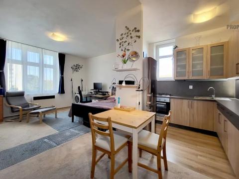 Prodej bytu 1+kk, Brno, Celní, 39 m2
