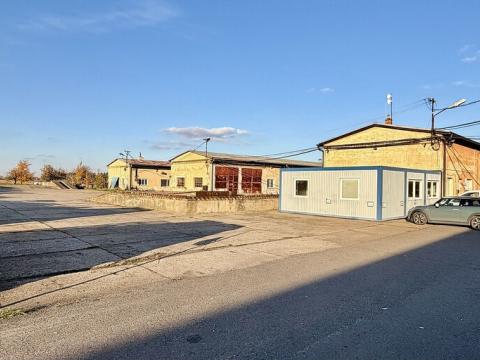 Pronájem komerčního pozemku, Opava, 1650 m2