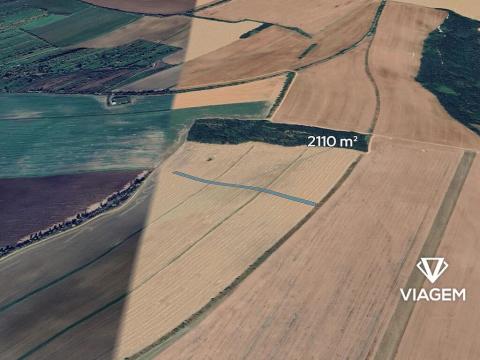 Prodej pole, Uherské Hradiště, 2110 m2