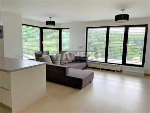 Pronájem bytu 3+kk, Praha - Hloubětín, Nademlejnská, 140 m2