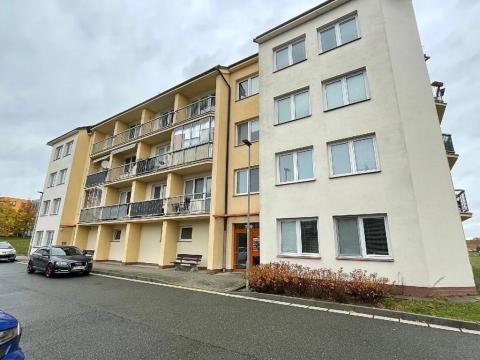 Pronájem bytu 1+kk, Pardubice, Dubinská, 40 m2