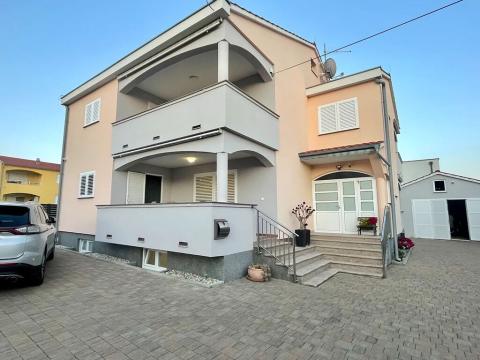 Prodej rodinného domu, Vrsi, Chorvatsko, Ulica Velikog jaza, 260 m2