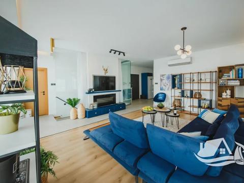 Prodej bytu 3+1, Trikomo, Kypr, 120 m2