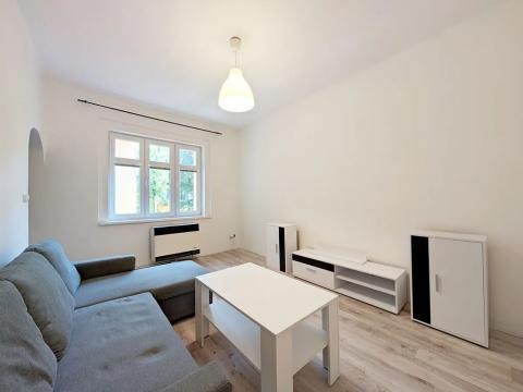 Pronájem bytu 2+1, Mnichovo Hradiště, Sokolovská, 48 m2