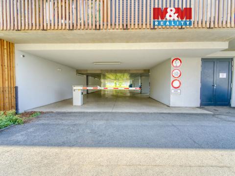 Pronájem garážového stání, Plzeň, Kartónová, 15 m2