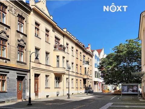 Pronájem kanceláře, Pardubice, náměstí Republiky, 17 m2