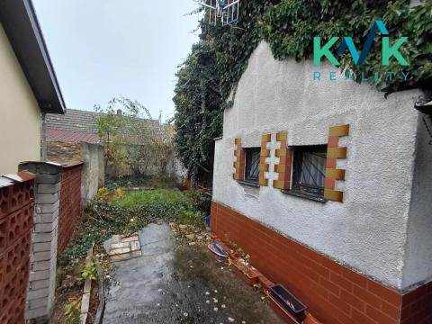 Prodej rodinného domu, Praha - Kbely, Holenická, 60 m2