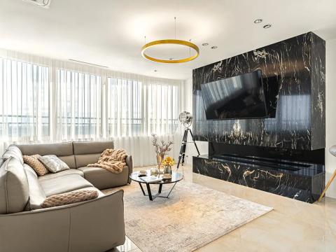 Prodej bytu 4+1, Praha - Stodůlky, Petržílkova, 228 m2