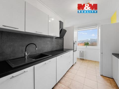 Prodej bytu 3+1, Ústí nad Labem - Krásné Březno, Obvodová, 72 m2