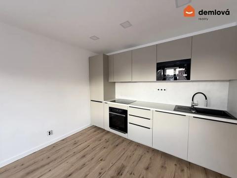 Pronájem bytu 3+kk, Ostrava, Závodní, 53 m2