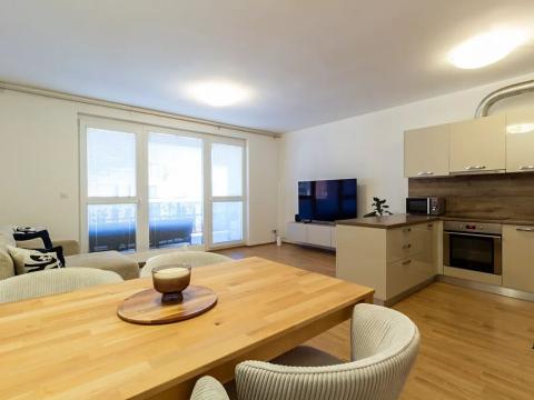 Pronájem bytu 3+kk, Praha - Čakovice, Bermanova, 81 m2