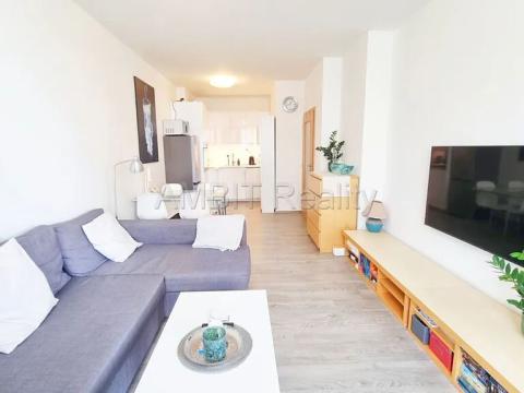 Pronájem bytu 2+kk, Praha - Hlubočepy, Voskovcova, 42 m2