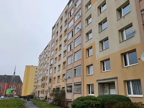 Pronájem bytu 1+1, Teplice, Antala Staška, 35 m2
