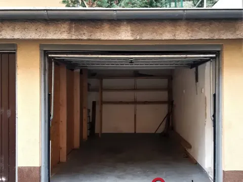 Pronájem garáže, Praha - Nusle, Krokova, 14 m2