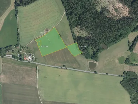 Prodej podílu pole, Jilem, 26023 m2