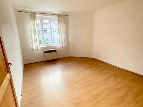 Pronájem bytu 2+kk, Praha - Michle, Pobočná, 44 m2