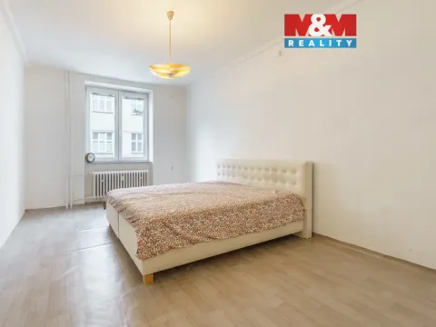 Prodej bytu 2+1, Karlovy Vary, K. Čapka, 55 m2
