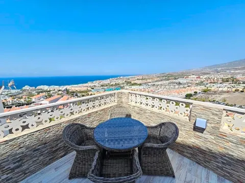 Prodej vily, Adeje, Španělsko, 186 m2