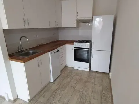Pronájem bytu 2+kk, Praha - Vokovice, Kladenská, 52 m2