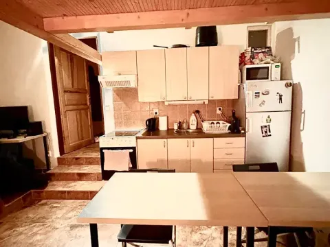 Pronájem bytu 1+kk, Praha - Košíře, Vrchlického, 25 m2