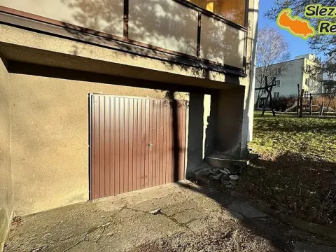 Pronájem garáže, Frýdek-Místek, Lesní, 22 m2