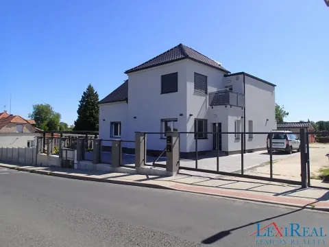 Pronájem bytu 3+1, Sluhy, 84 m2