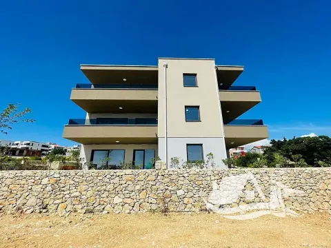 Prodej bytu 3+kk, Novalja, Chorvatsko, 70 m2