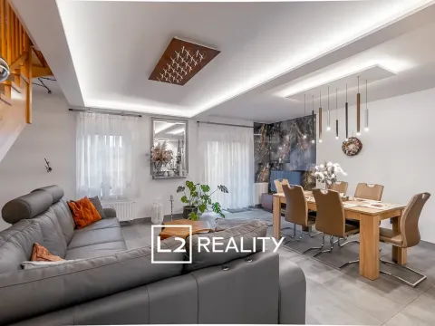 Prodej rodinného domu, Jenštejn, Zlatnická, 125 m2