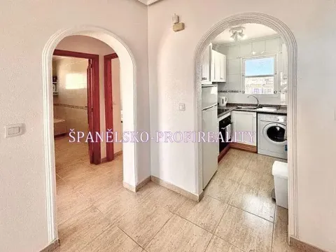 Prodej bytu 3+1, Torrevieja, Španělsko, 65 m2