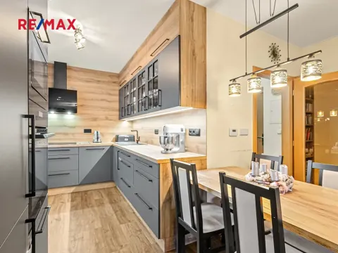 Prodej bytu 3+kk, Velké Přílepy, Sportovní, 84 m2