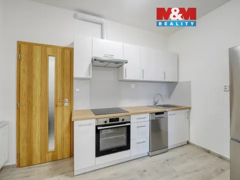 Pronájem bytu 1+1, Plzeň - Jižní Předměstí, Husova, 38 m2