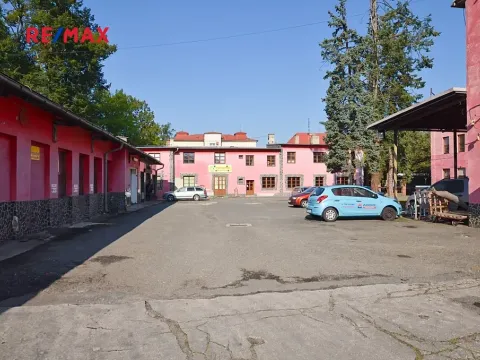 Pronájem obchodního prostoru, Frýdek-Místek, Třebízského, 200 m2