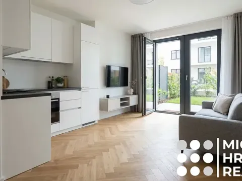 Prodej bytu 1+kk, Ostrava, Výstavní, 27 m2