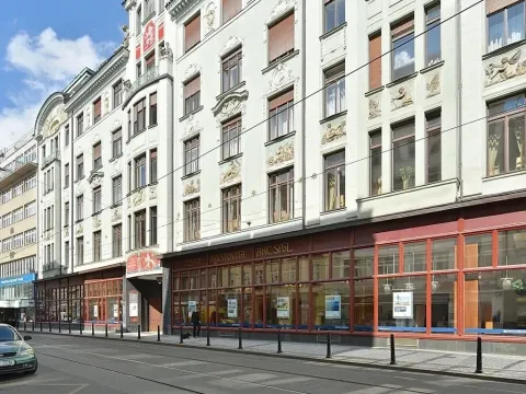 Pronájem kanceláře, Praha - Nové Město, Spálená, 977 m2