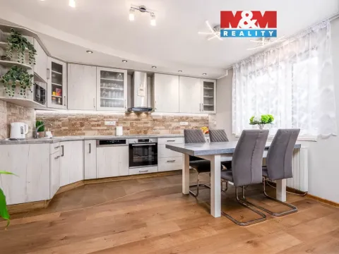 Prodej rodinného domu, Kostomlátky, 5. května, 128 m2